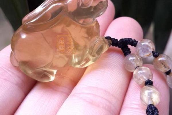 属兔火命的人适合佩戴哪些水晶来招财? 属兔火命的人适合佩戴哪些水晶来招财?