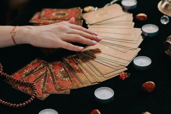 属虎金命佩戴什么，助你增旺运势的神奇法宝！