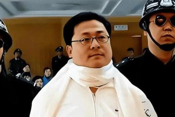 揭秘包工命与老板命，谁在掌控命运的天平？