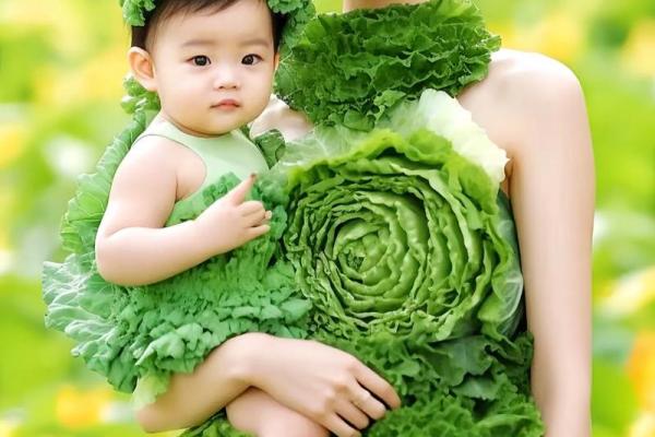 母子相依：情感纽带与生活的无私奉献