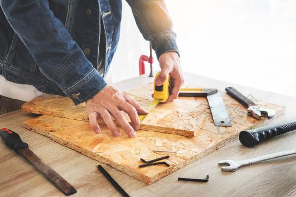 什么命的人适合木匠生意？木匠事业的最佳人选揭示！