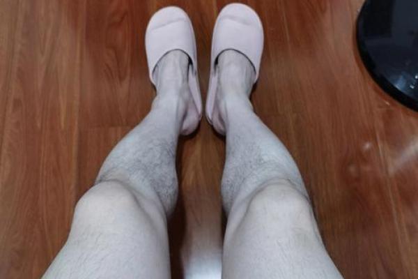 男生没有腿毛的秘密：从身心健康到潮流风向标