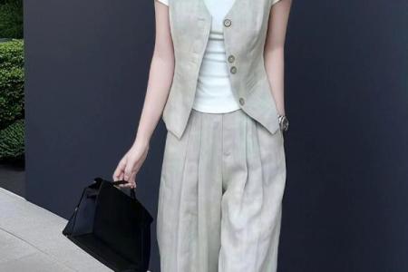 属马的火命：穿搭色彩与时尚之道探秘