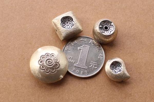 平地木命：如何选择适合的饰品与配件