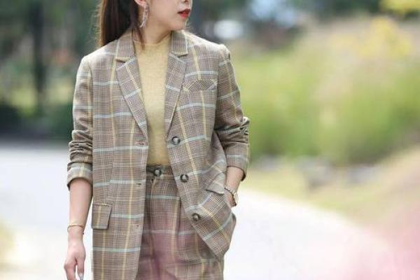 初一的娘娘命：掌控命运的秘密与智慧