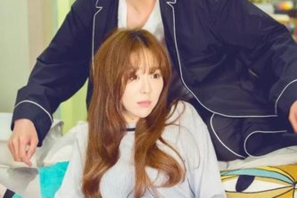 基于爱情的馈赠：闺蜜前的那个她，惺惺相惜的友谊故事