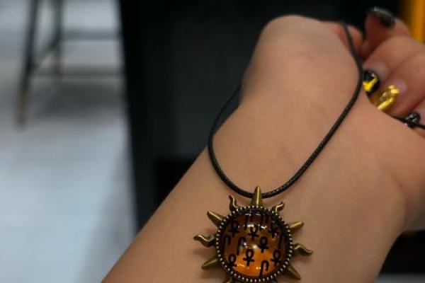 根据太阳星座选择适合的佩戴饰品，让你魅力倍增！