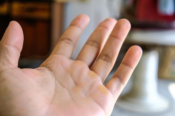 十指没有无名指长,探寻生命中的独特命运与使命 十指没有无名指长,探寻生命中的独特命运与使命