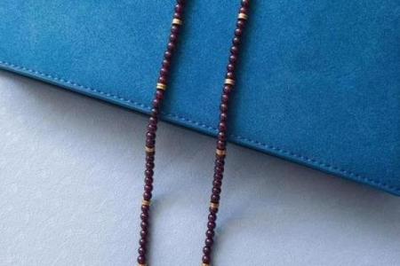 石榴木命的人如何选择佩戴物品，以达到最佳能量!