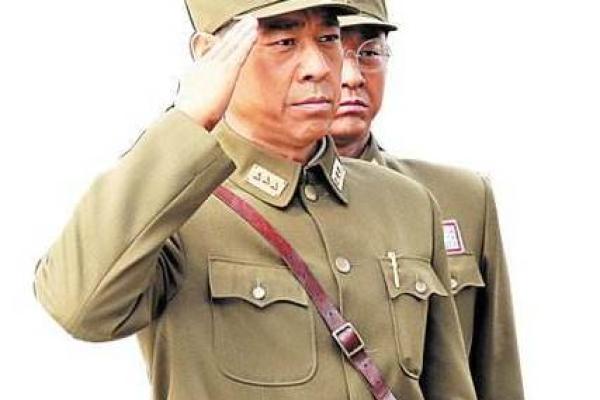 拳击手戏命狮的传奇：一位无法被忽视的英雄