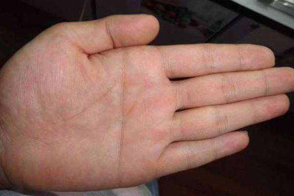 揭秘女命硬性格背后的转世之谜