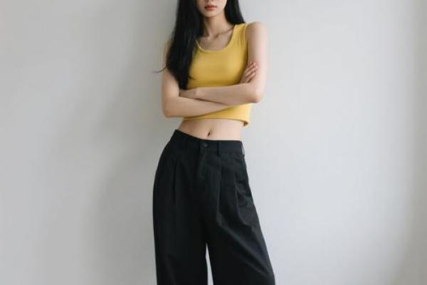 穿搭指南：太阳火命女生如何展现个性与魅力的时尚选择