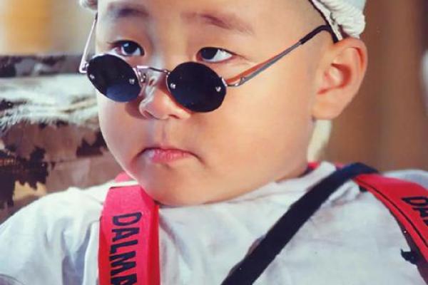 《真命小和尚:一部无法播放的玄机与背后故事》 《真命小和尚:一部无法播放的玄机与背后故事》